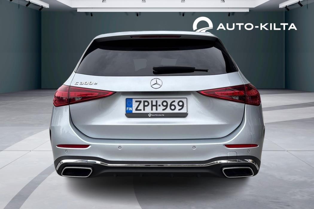Mercedes-Benz C 2025