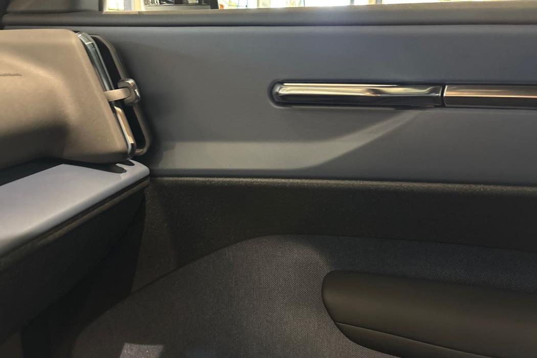 Volvo EX30 2026