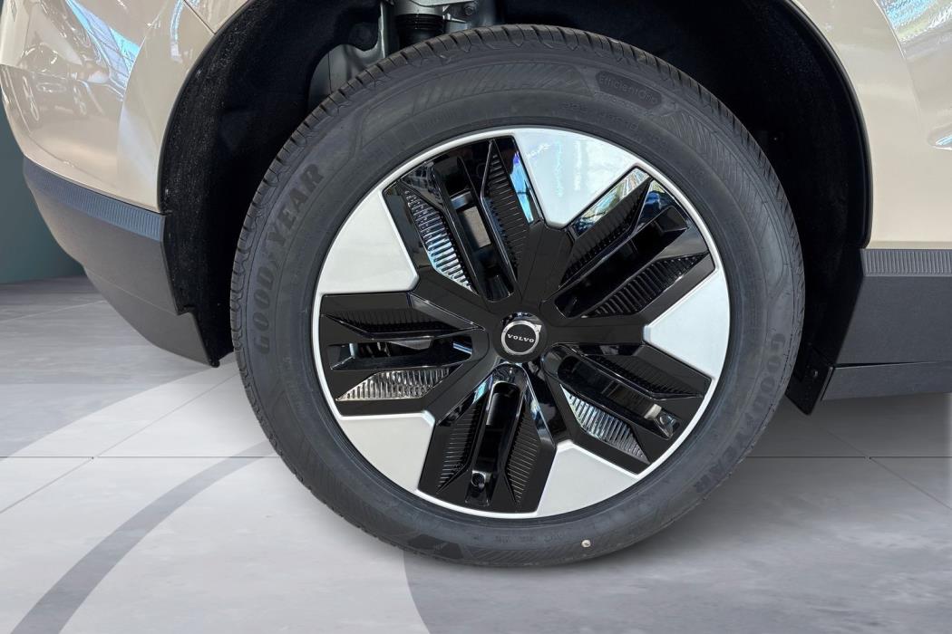 Volvo EX30 2026