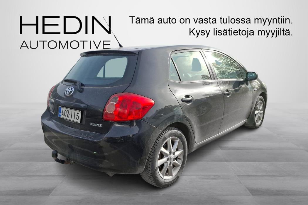 TOYOTA AURIS 2009