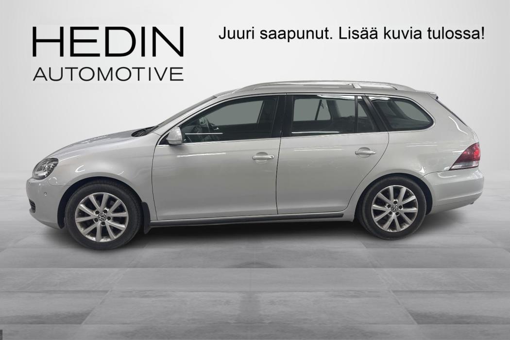 VOLKSWAGEN GOLF 2012