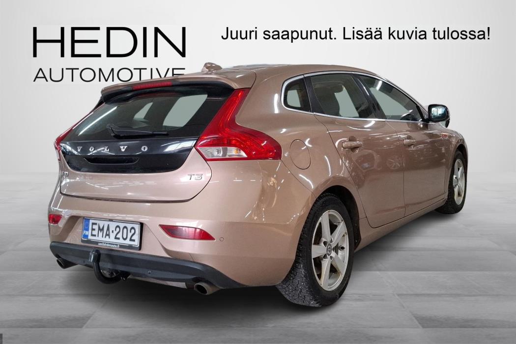 Volvo V40 2012