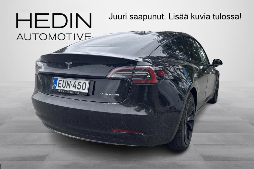 Tesla Model 3 2021