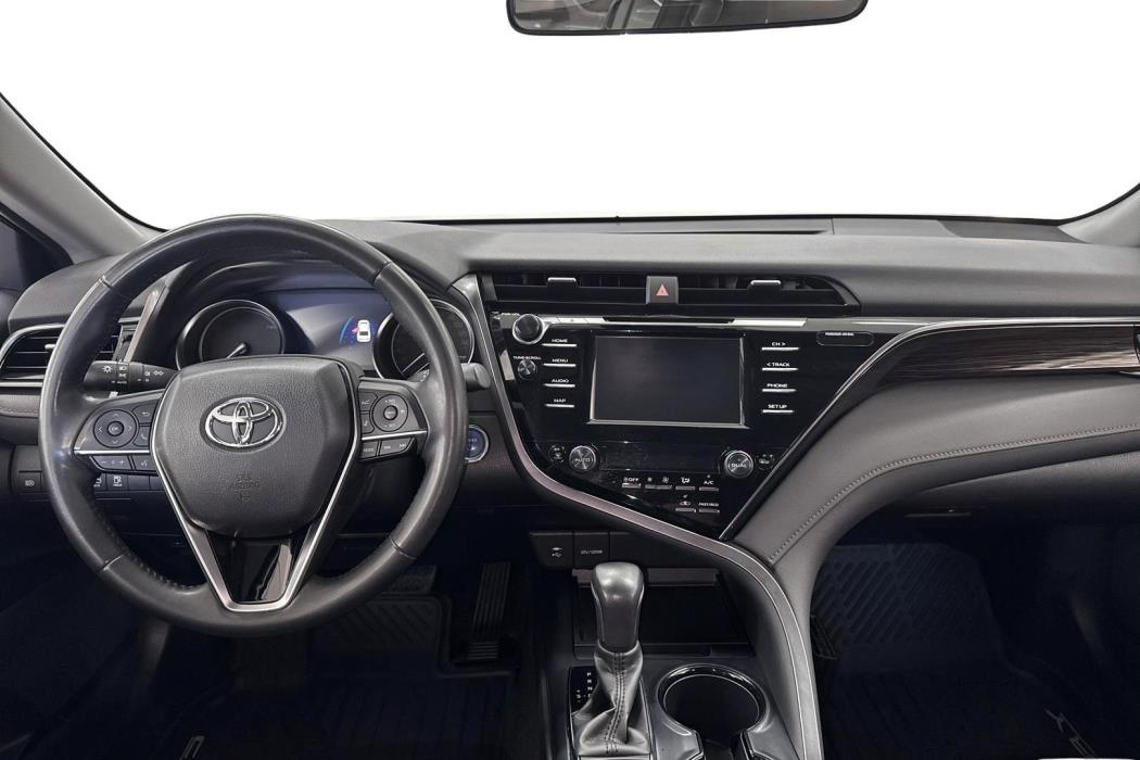 Toyota Camry 2020