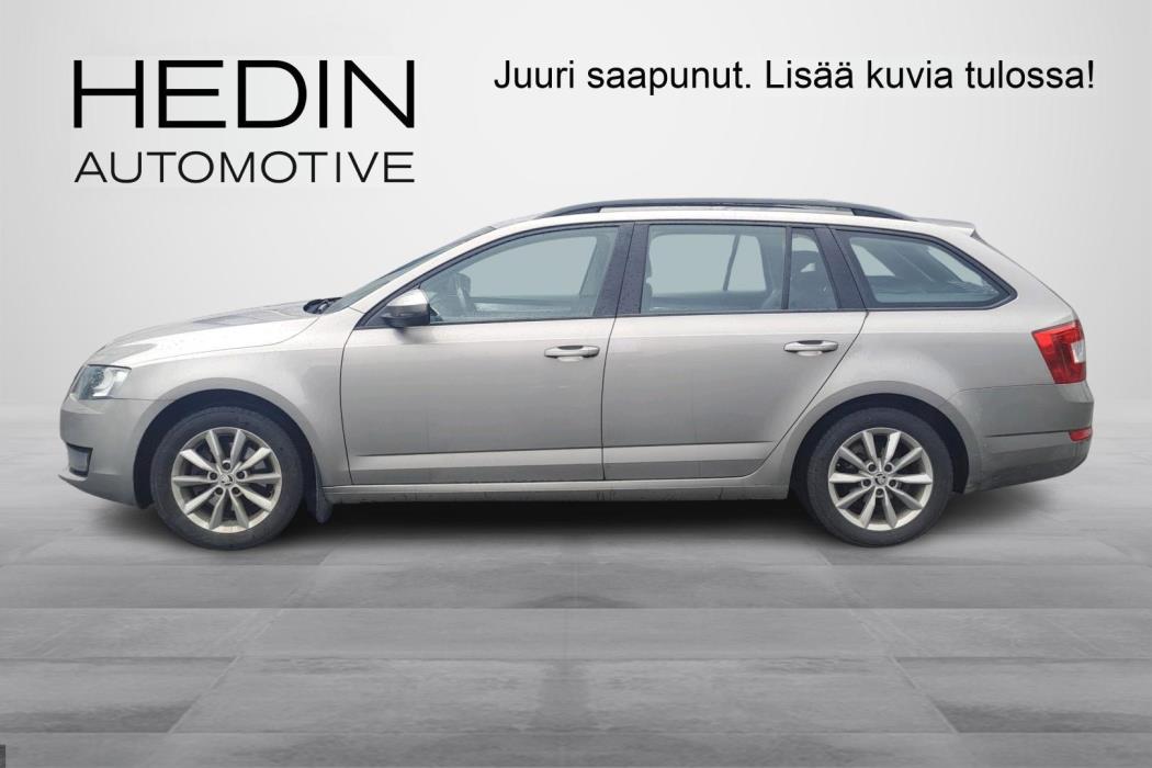 SKODA OCTAVIA 2016