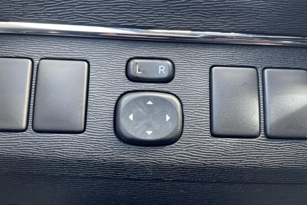 TOYOTA AVENSIS 2013