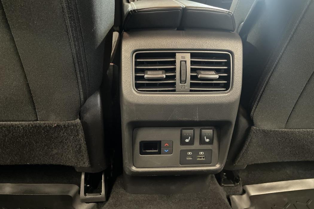 Nissan X-Trail 2024
