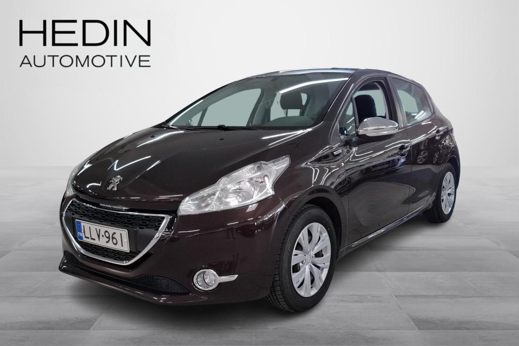 PEUGEOT 208 2013