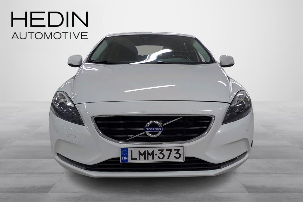 VOLVO V40 2014