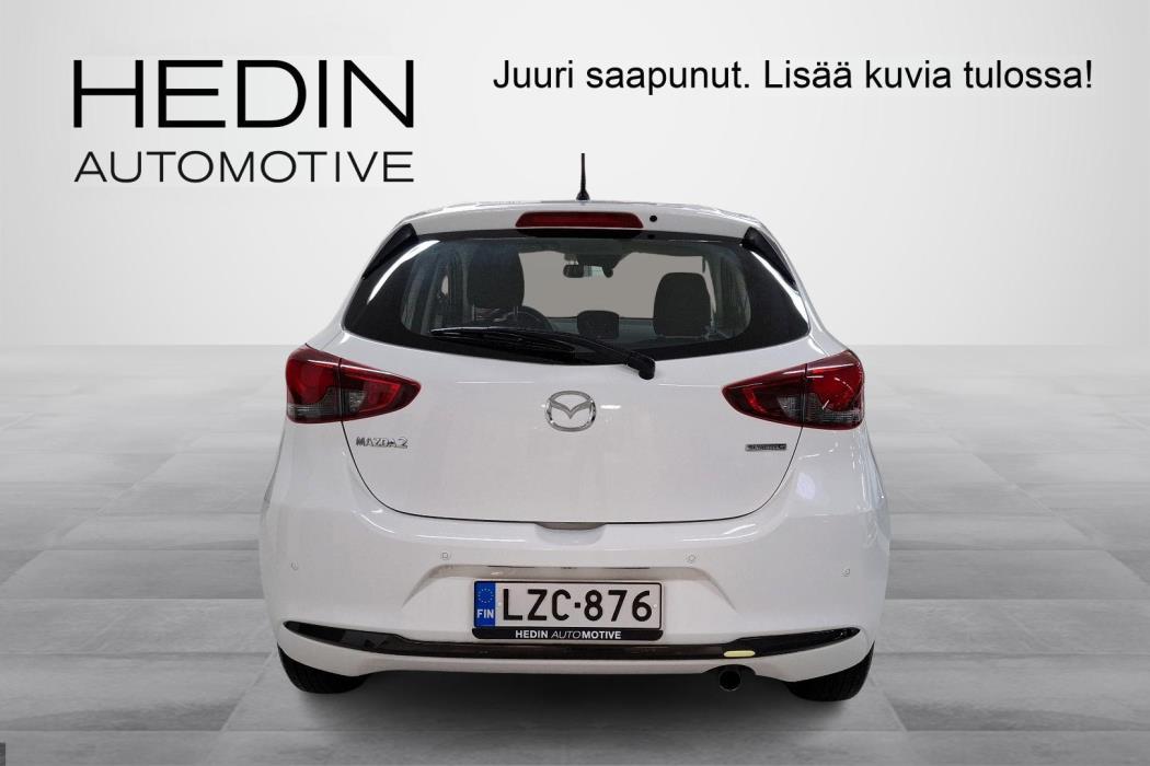 MAZDA 2 2024