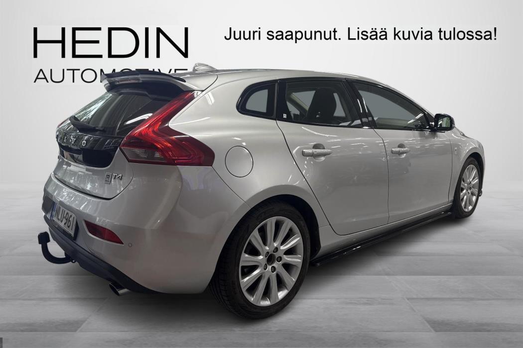 Volvo V40 2013