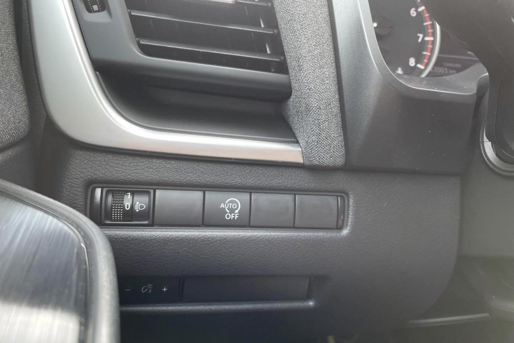 NISSAN Qashqai 2025