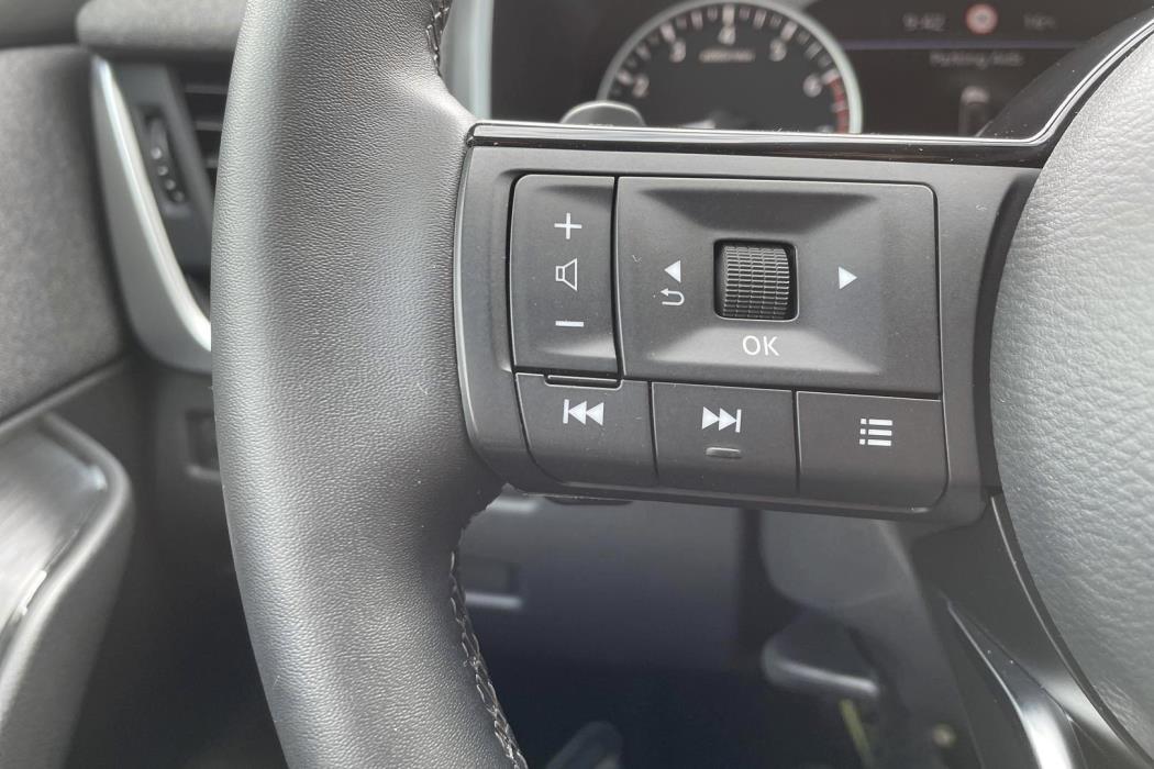NISSAN Qashqai 2025
