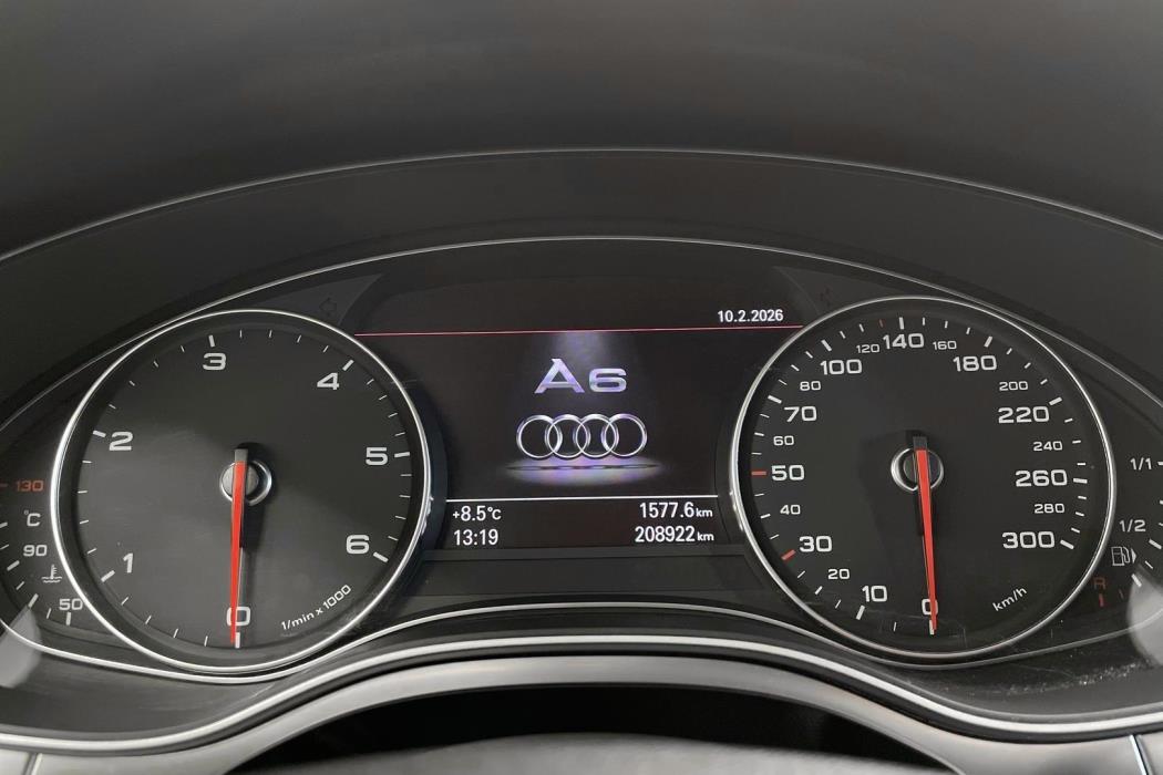 AUDI A6 2012