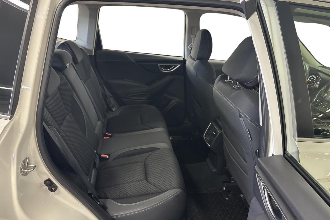 SUBARU FORESTER 2023