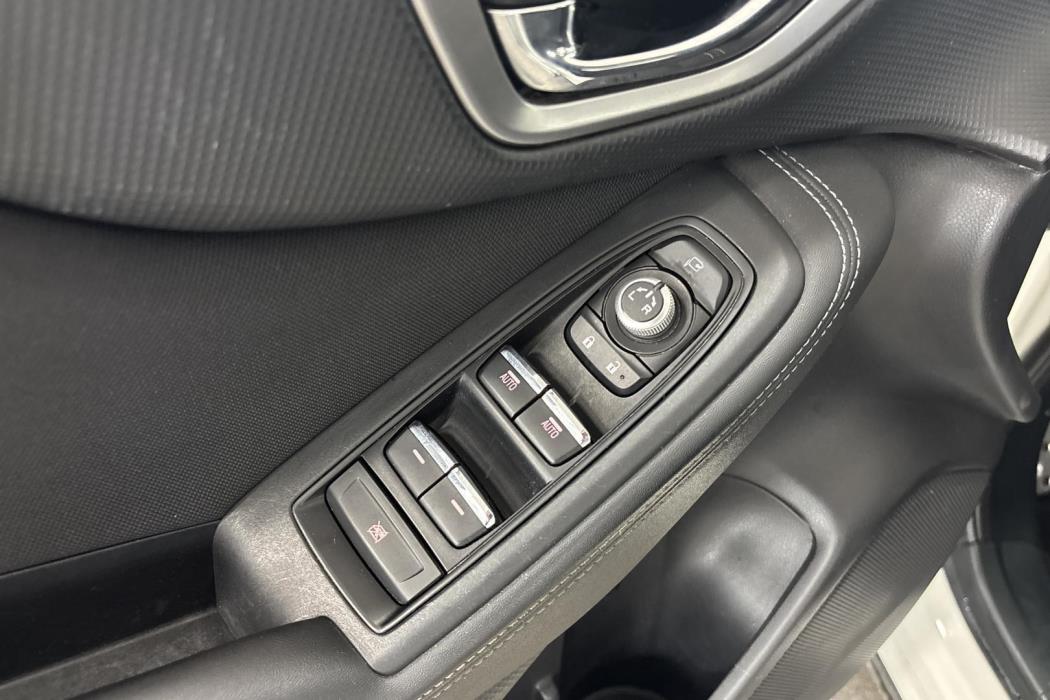SUBARU FORESTER 2023