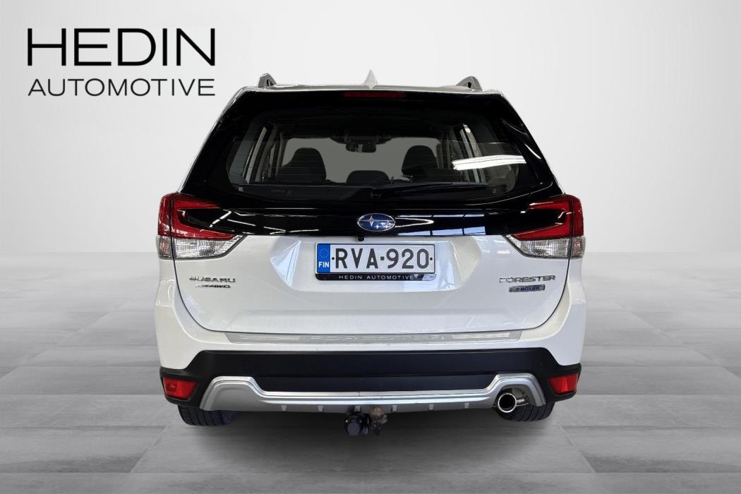 SUBARU FORESTER 2023