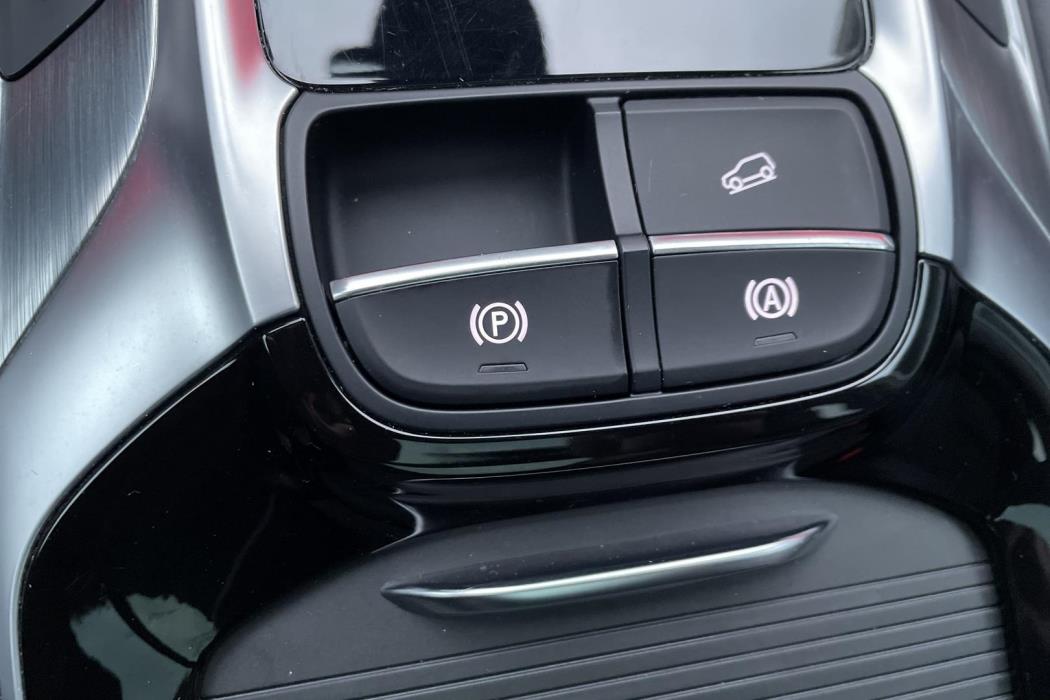 MG EHS Plug-in Hybrid 2021