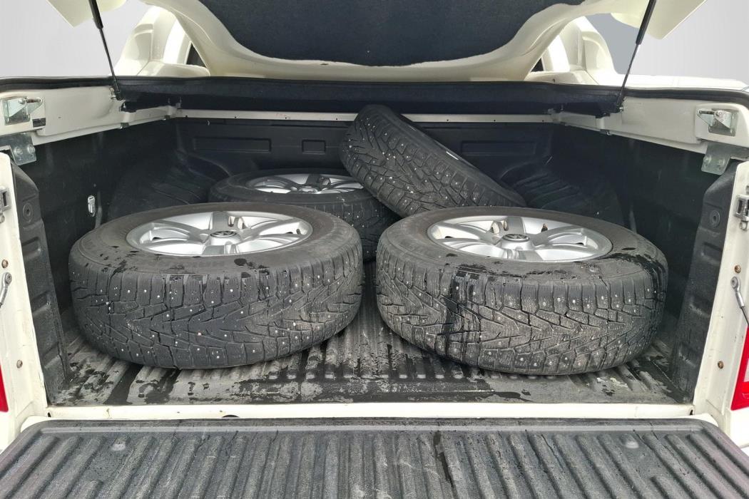 VOLKSWAGEN Amarok 2014