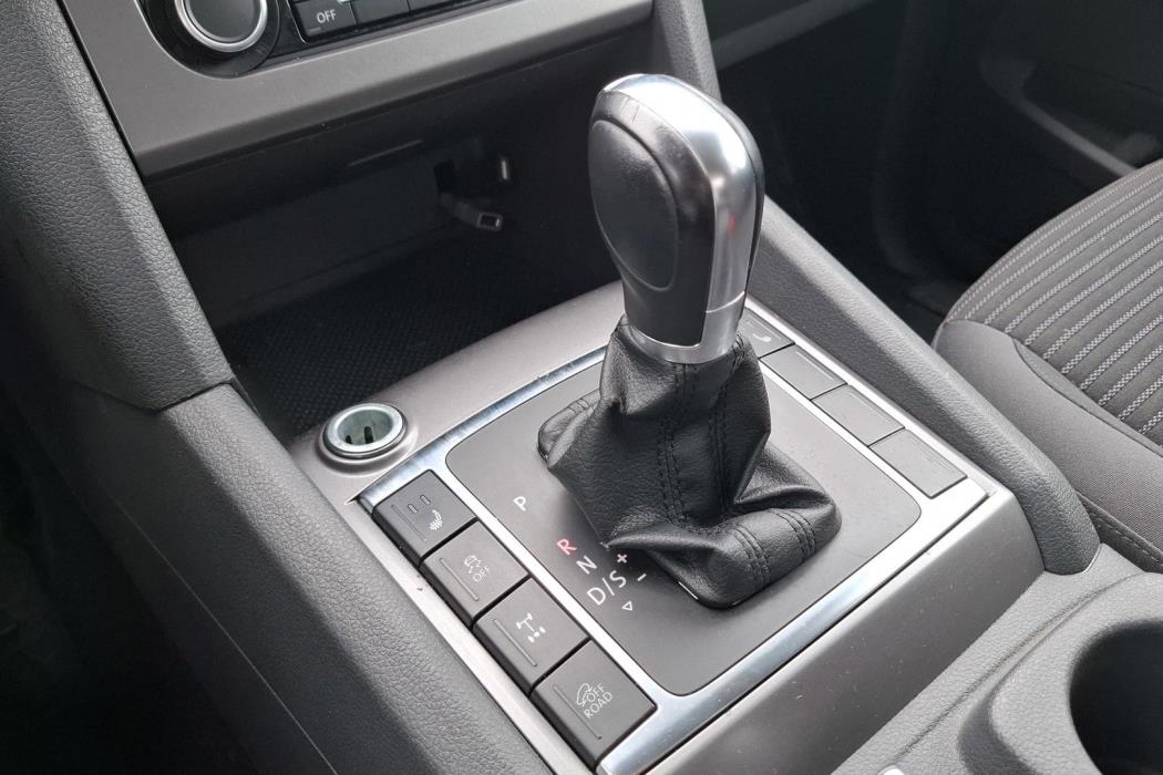 VOLKSWAGEN Amarok 2014