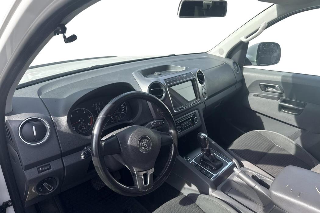 VOLKSWAGEN Amarok 2014