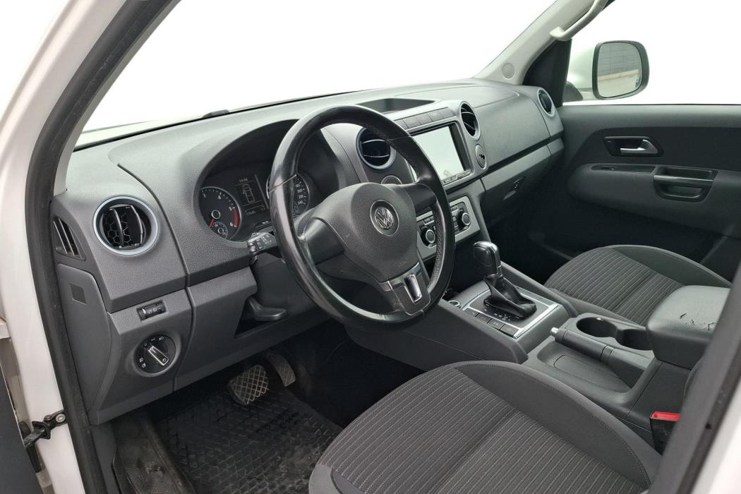 VOLKSWAGEN Amarok 2014