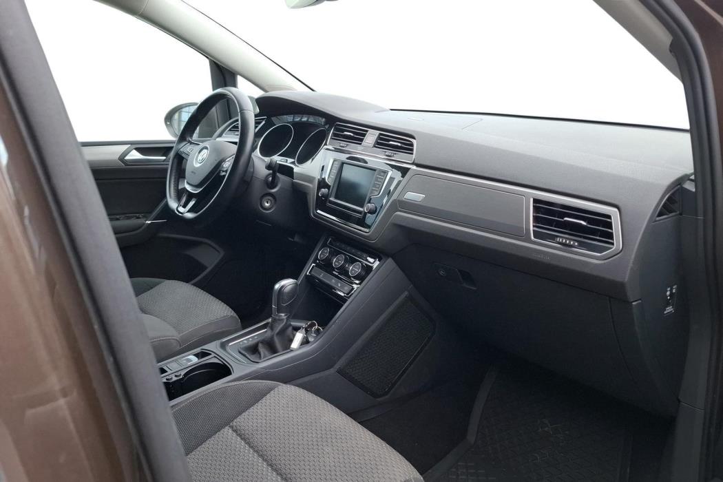Volkswagen Touran 2015