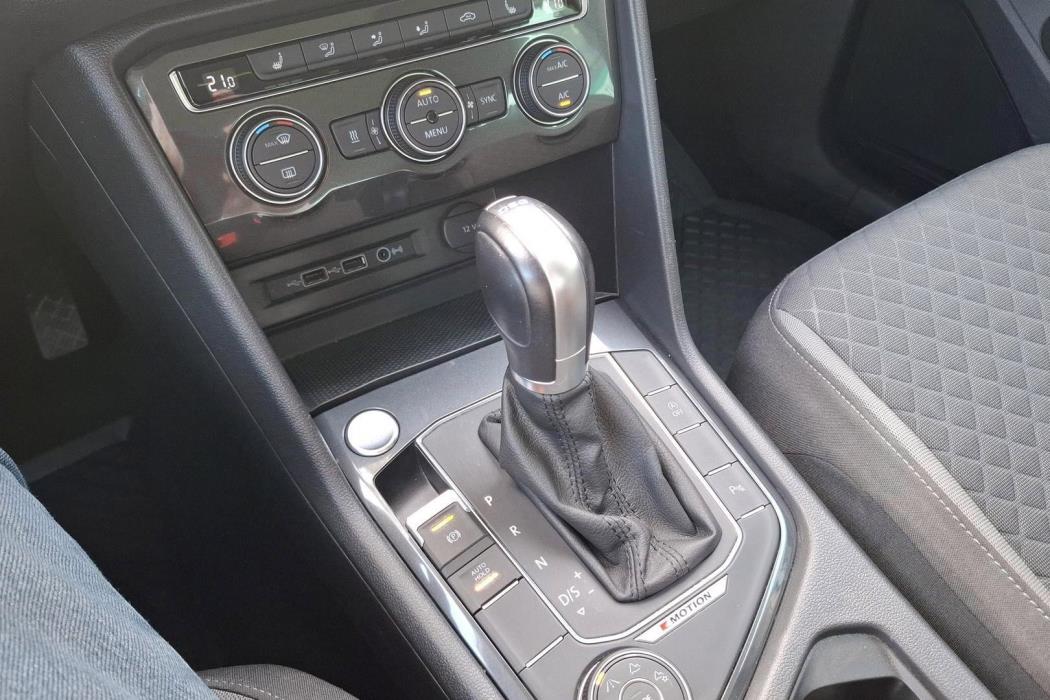 VOLKSWAGEN Tiguan 2018
