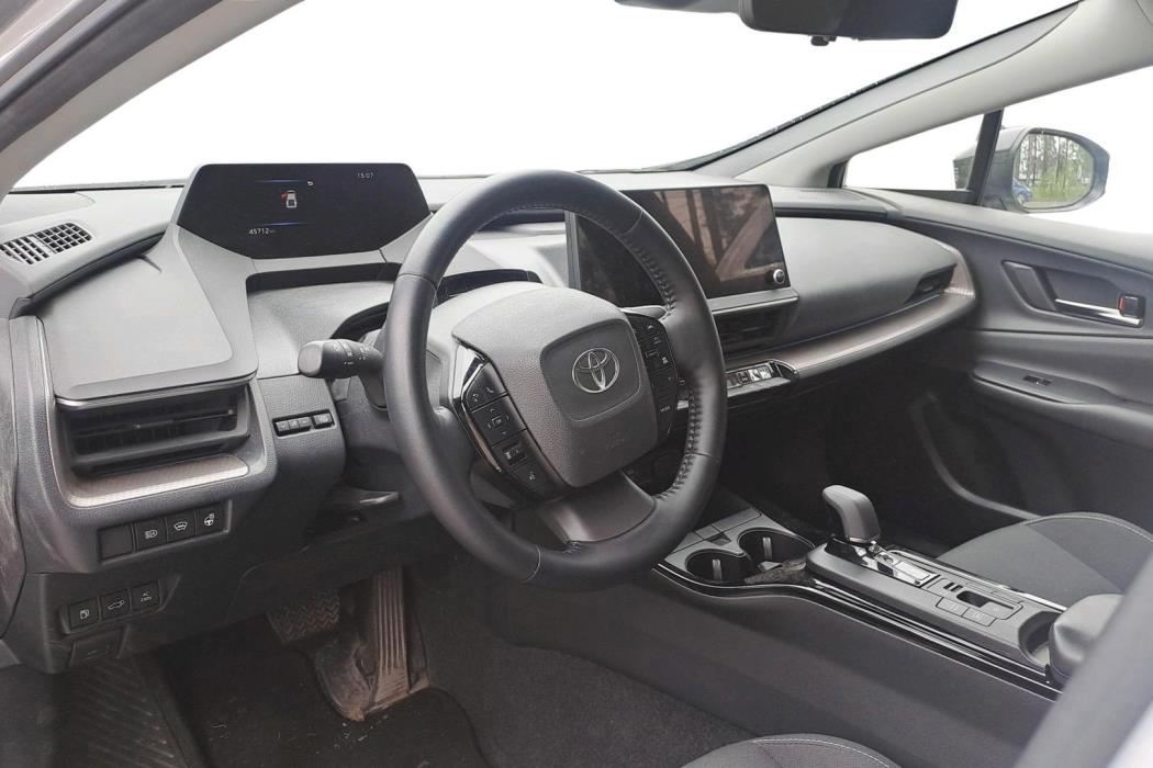 TOYOTA Prius Plug-in 2023
