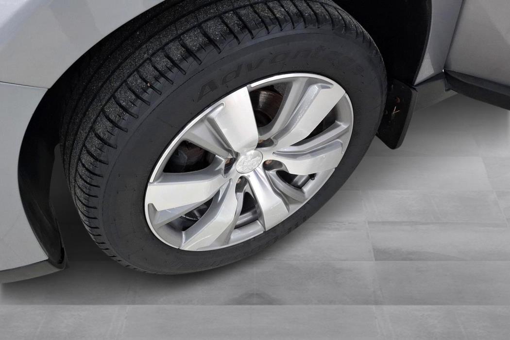 Peugeot 2008 2014