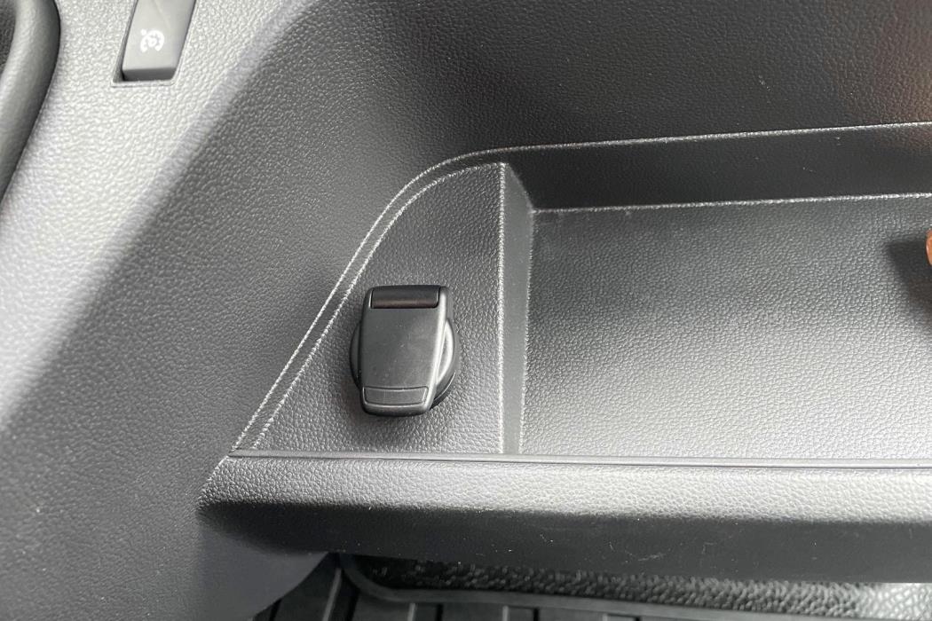 Nissan NV400 2021