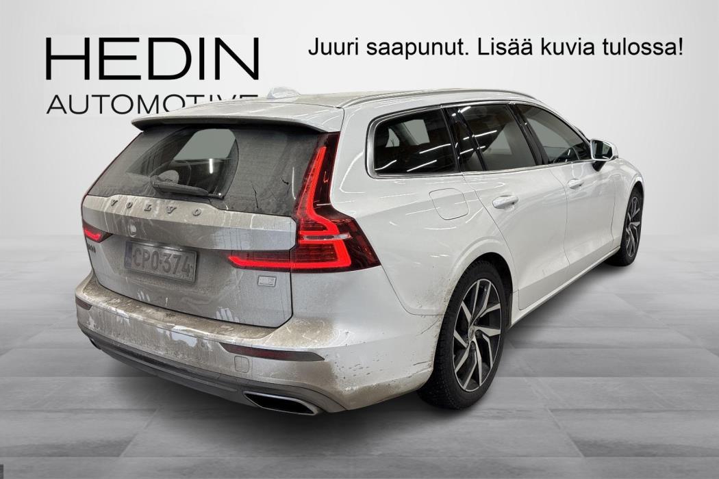 Volvo V60 2021