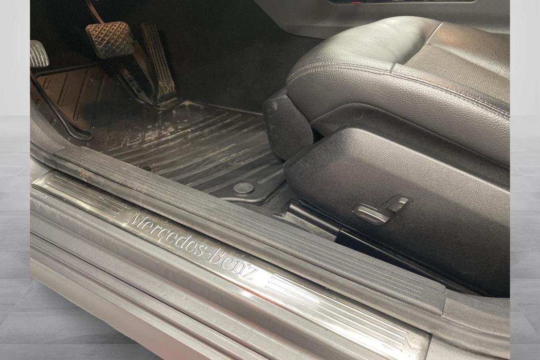 Mercedes-Benz E 2011