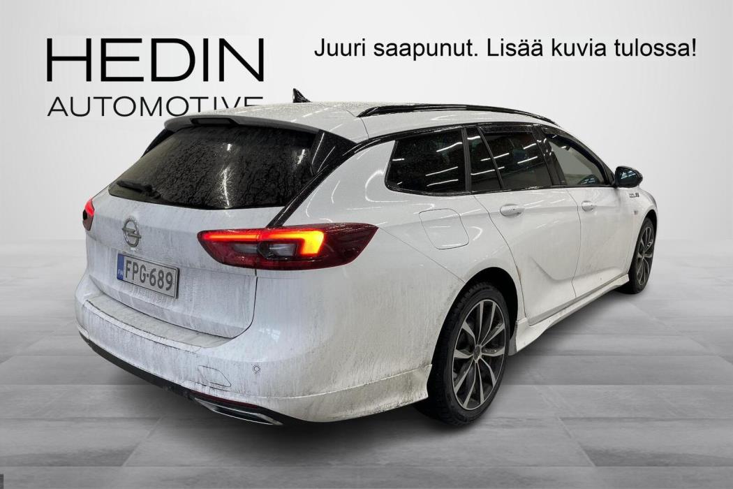 Opel Insignia 2022