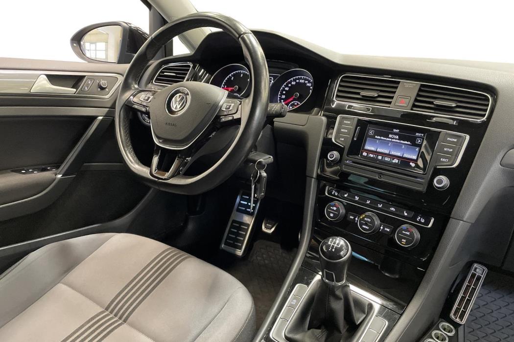 Volkswagen Golf 2016