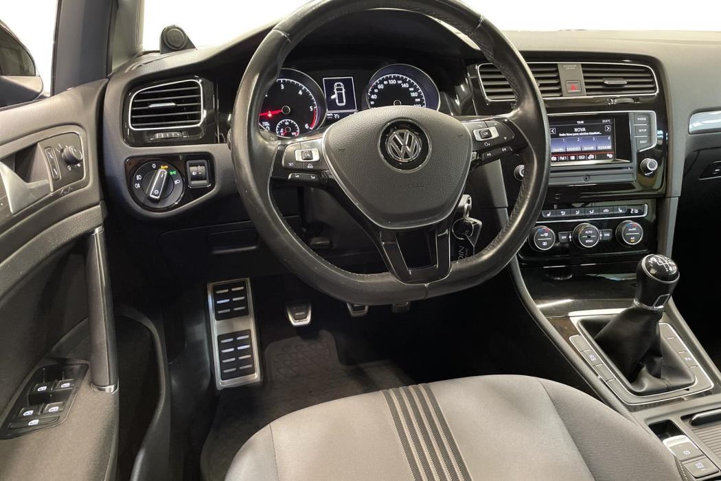 Volkswagen Golf 2016