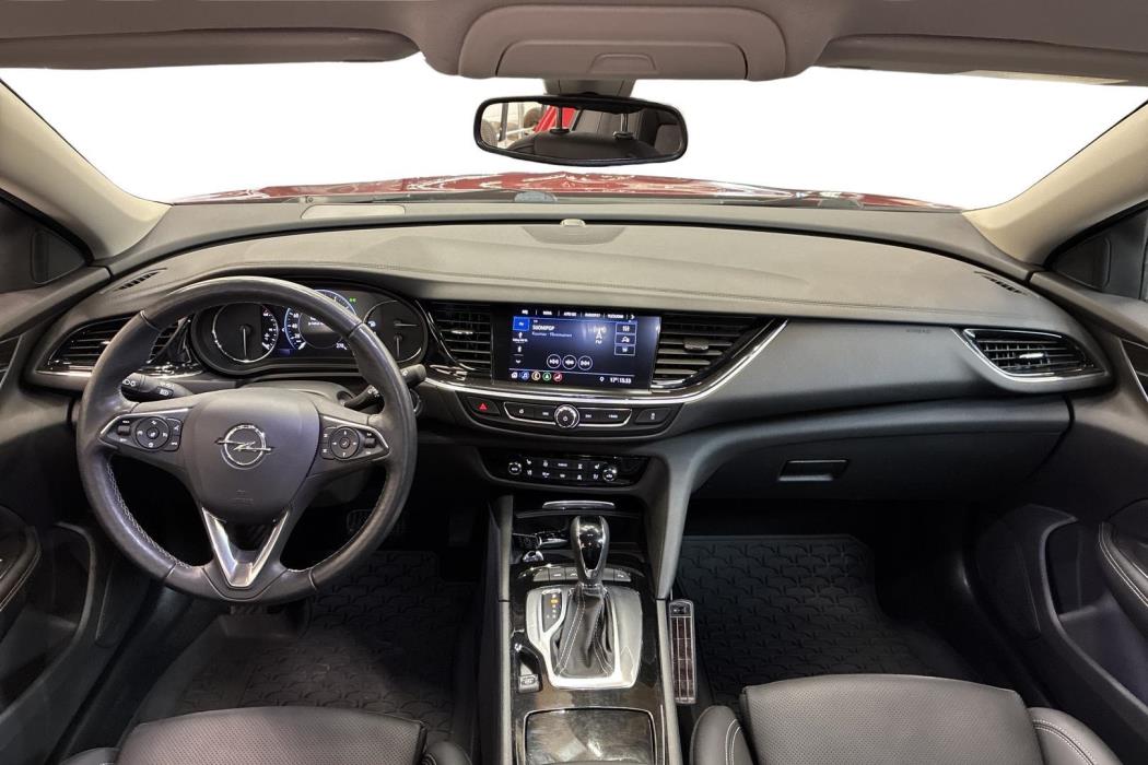 Opel Insignia 2022
