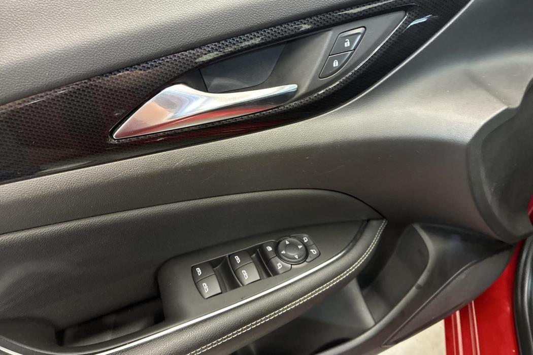 Opel Insignia 2022