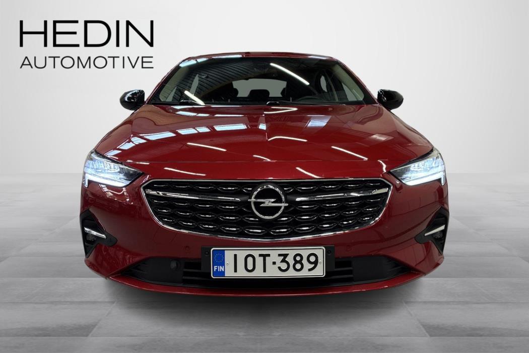Opel Insignia 2022