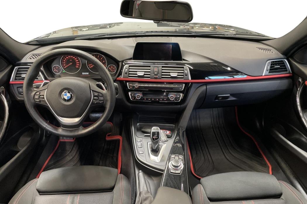 BMW 320 2017