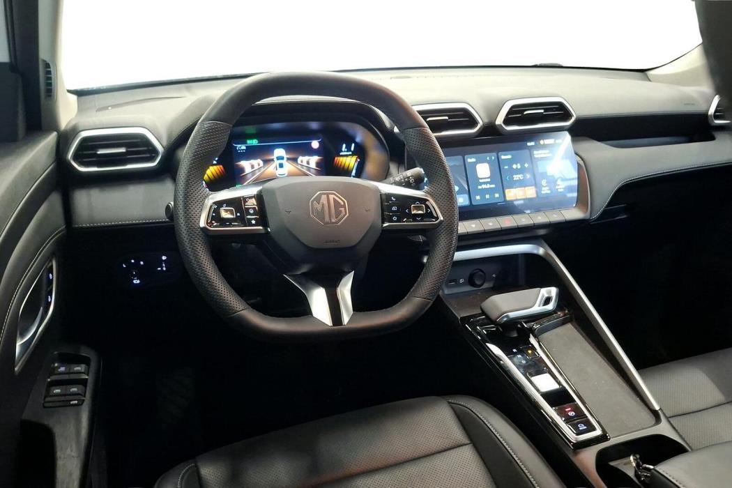MG ZS 2025