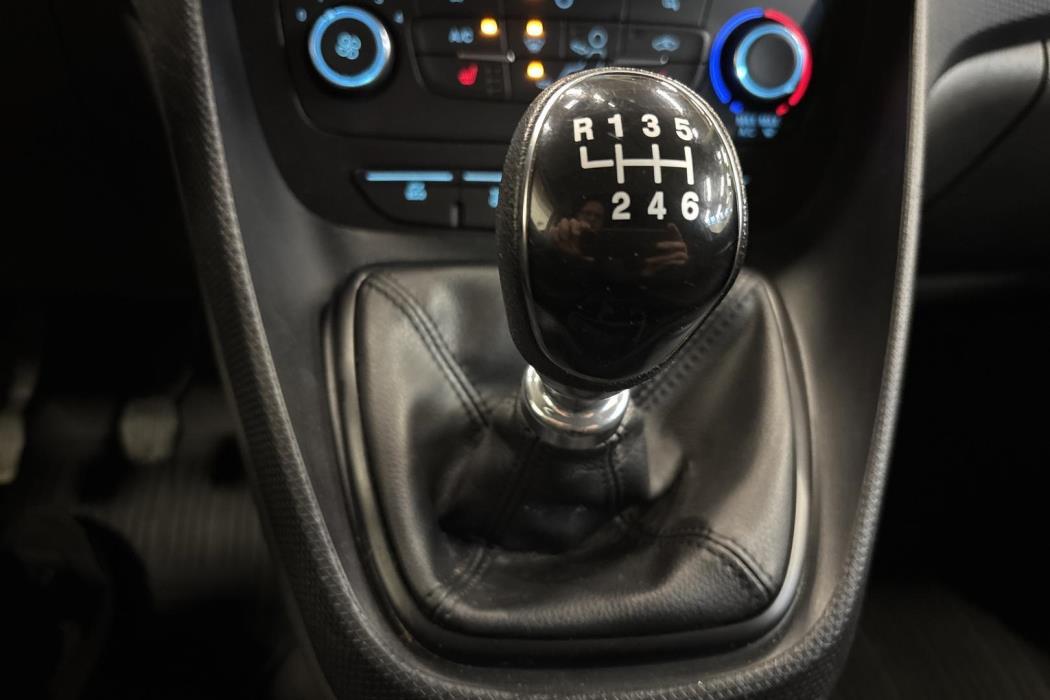 FORD Transit Connect 2023