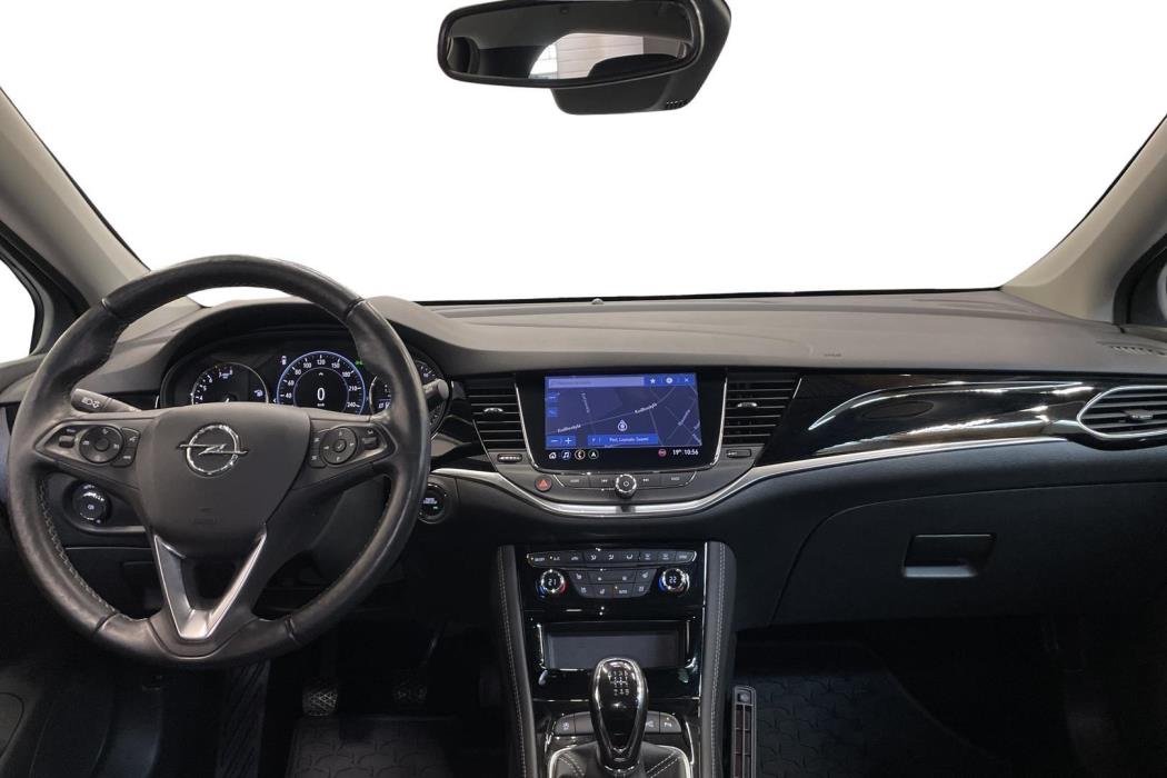 Opel Astra 2021