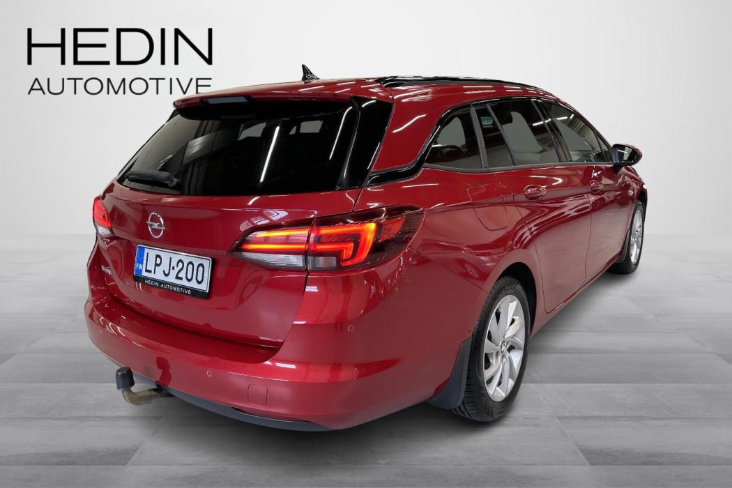 Opel Astra 2021