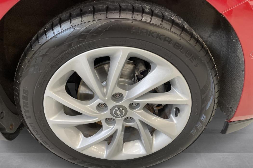 Opel Astra 2021