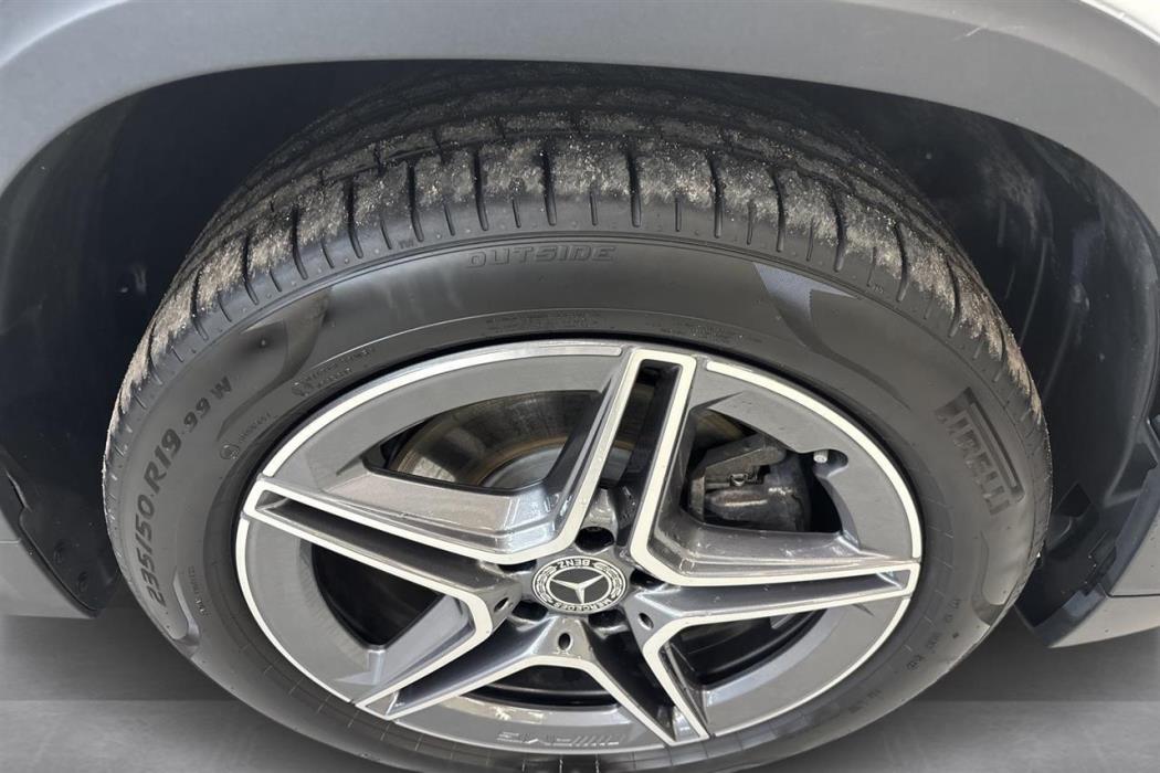 Mercedes-Benz GLA 2023