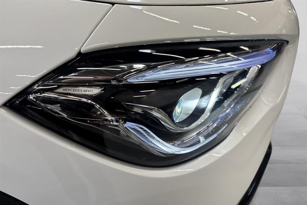 Mercedes-Benz GLA 2023
