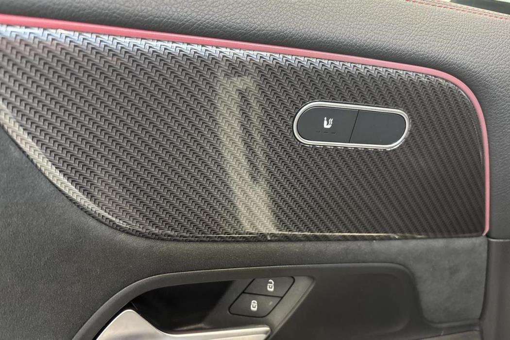 Mercedes-Benz GLA 2023