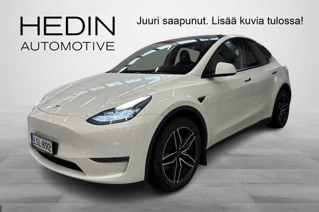 Tesla Model Y 2022