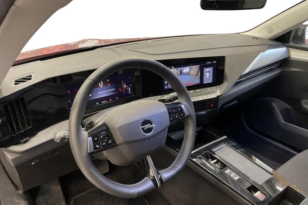 Opel Astra 2024